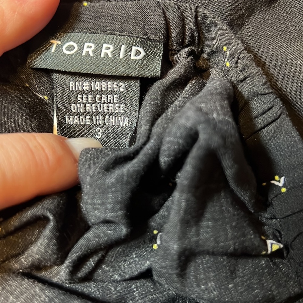 Torrid Plus Size Aztec Border Print Challis Off T… - image 2